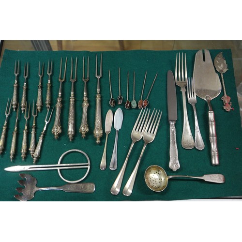 220 - A set of six Christoffel pastry forks, two pastry slices and other flatware, various