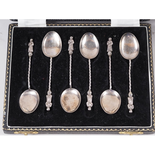 280 - A set of six silver apostle spoons, in case