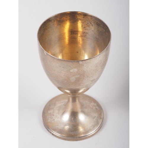 305 - A Georgian silver goblet, marks London 1792, 4oz troy approx