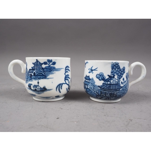 27 - A pair of Caughley blue and white baluster cups with proto-willow pattern design, 2 1/4