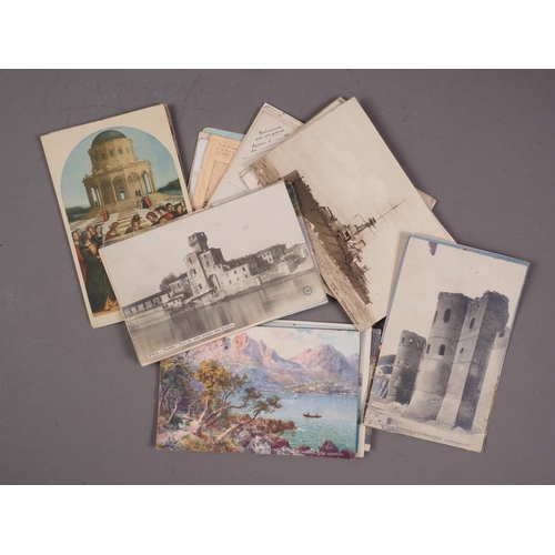 292 - A quantity of mostly early 20th century loose postcards from around the world