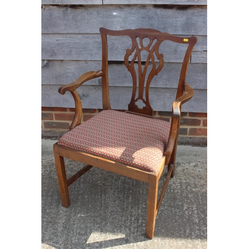 482 - A 19th century mahogany carver dining chair of Chippendale design with pierced splat back and drop-i... 