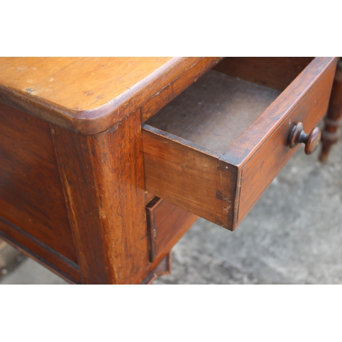 486 - A 19th century mahogany desk, fitted five drawers, on turned supports, 42