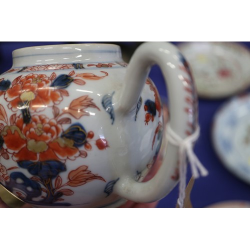 121 - An Imari decorated globular teapot and cover (chips to cover), 5