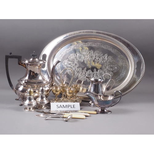 230 - A Walker & Hall  silver plated Georgian style coffee pot, a plated tray, 20