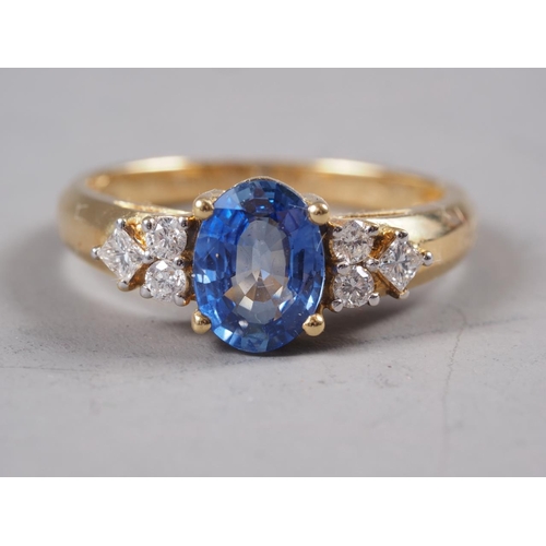 260 - An 18ct gold, sapphire and diamond cluster ring, size O, 4.4g