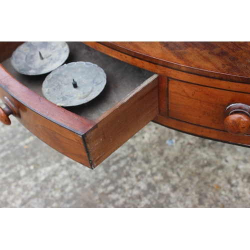 431 - A 19th century mahogany bowfront corner washstand, fitted one drawer, on splay supports, 25