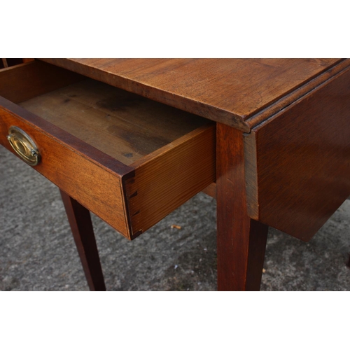 510 - A mahogany octagonal top Pembroke table, fitted one drawer, on square taper supports, 27