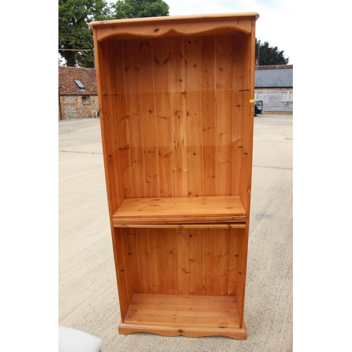 440 - A modern pine open bookcase, 32