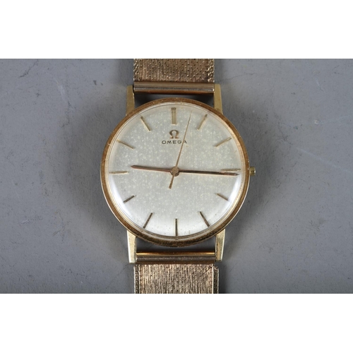 276 - A gentleman's 18ct gold cased wristwatch with silvered dial and baton numerals, with associated 9ct ... 