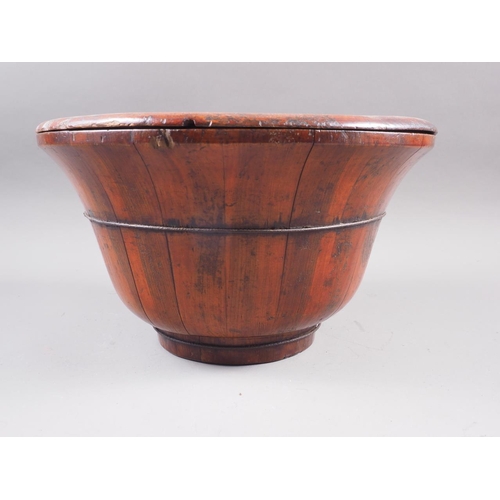 139 - A Chinese coopered softwood bowl and cover, 12