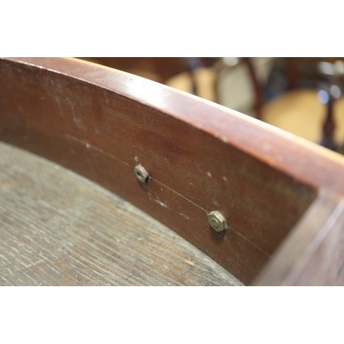 385 - An 18th century mahogany and satinwood banded oval Pembroke table, on square taper castored supports... 