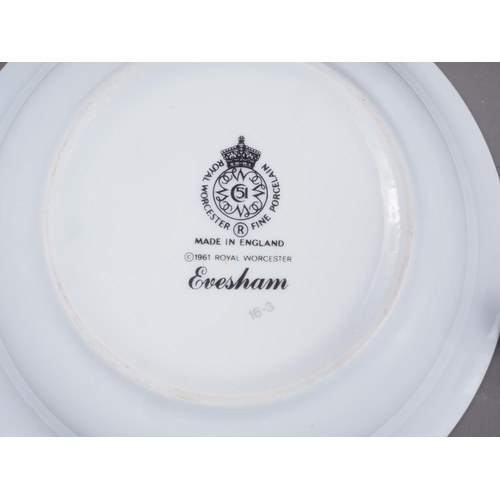 20 - Eight Royal Worcester 