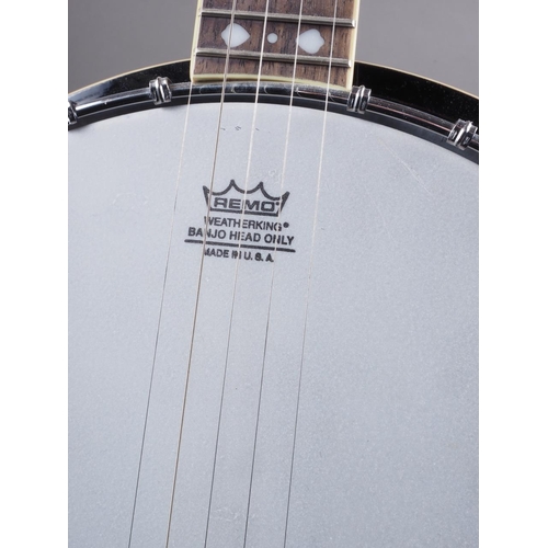 201 - A Fender banjo, serial number KD04110577, 39