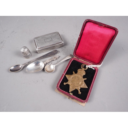 263 - A silver snuff box, converted to a vesta case, two condiment spoons, a silver thimble, a silver plat... 