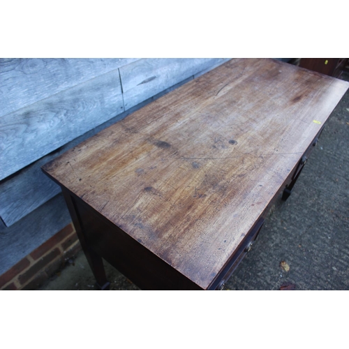 460 - A 19th century mahogany kneehole desk, fitted five drawers with brass ring handles, on square taper ... 