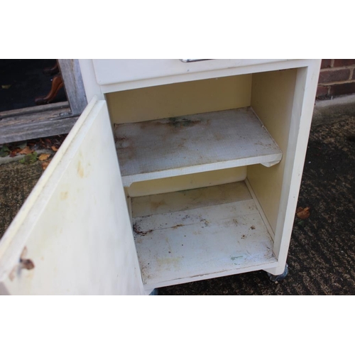 579 - A dentist's instrument cabinet, fitted five drawers with glass liners over cupboard, 15 1/2