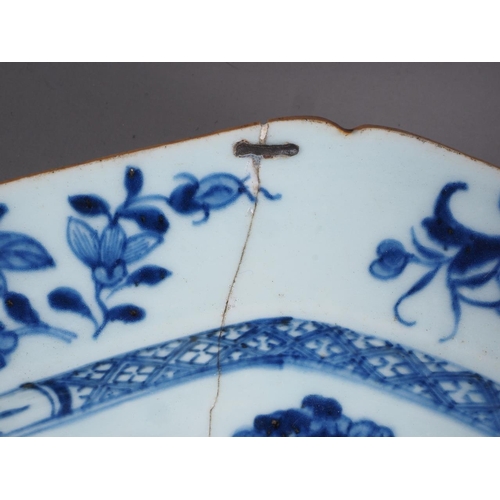 96 - A Chinese blue and white octagonal platter with figure, landscape and floral border decoration, 14 1... 