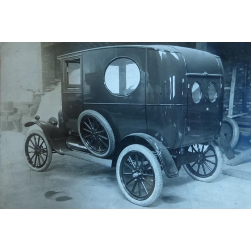 22 - Ford - Coachwork & Special Bodies. Dating from the veteran and vintage period, a folder of mostl... 