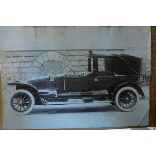 71 - Renault - Veteran Period. An album of monochrome postcards, many photographs, various sizes, end pri... 