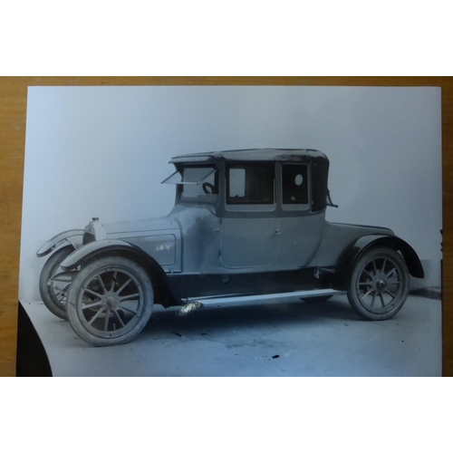 72 - Various Motor Cars. An album of motor car makers beginning with 'P' to include; Packard, Palladium, ... 