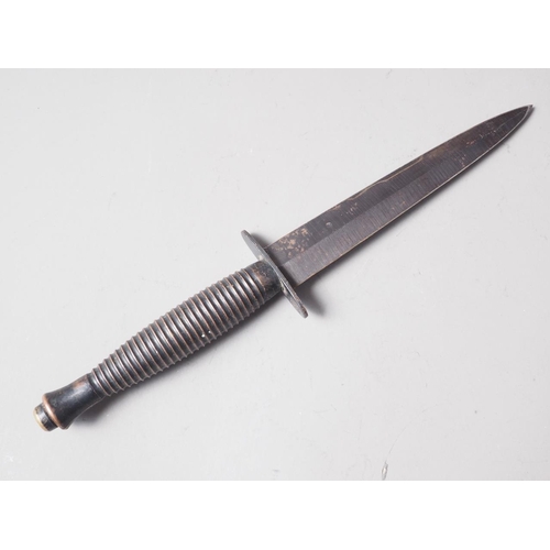 247 - A post WW2 Fairbairn-Sykes commando fighting knife, stamped 