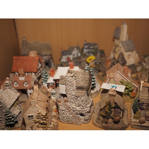 67 - A quantity of Lilliput Lane model cottages, various (approx sixty models)