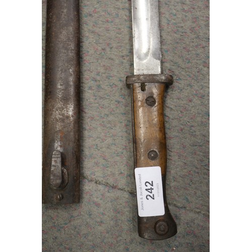 242 - An early 20th century sword bayonet, 27