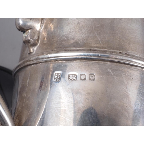 314 - A silver tankard of Georgian design with Oxford Bull crest, 13.7oz troy approx