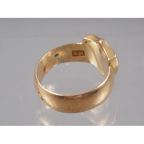 347 - An 18ct gold shield-shaped signet ring, size G/H, 3.7g