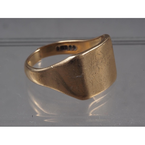 377 - A 9ct gold signet ring (band split), 9.6g