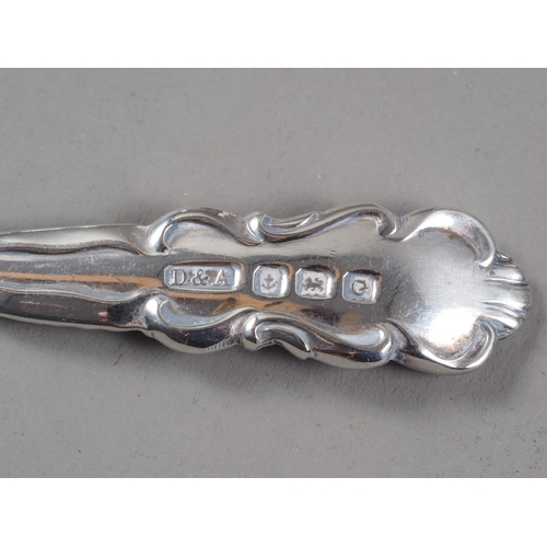 296 - A set of six silver coffee spoons and matching tongs, in case