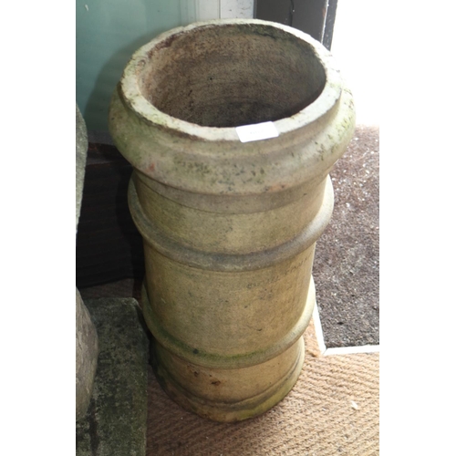 662 - A terracotta chimney pot, 25