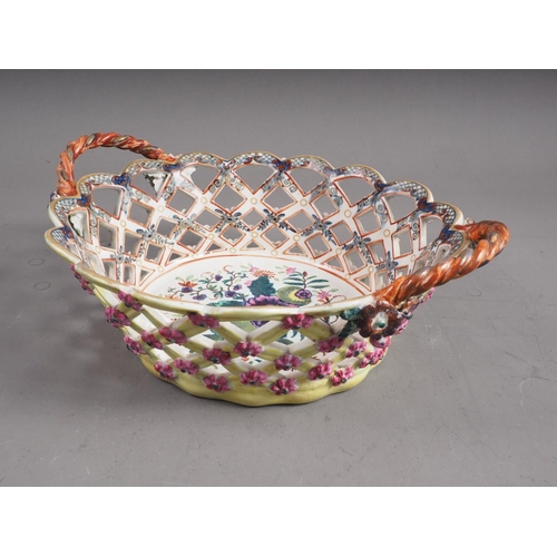 7 - An 18th century Worcester chestnut basket with floral decoration, 10