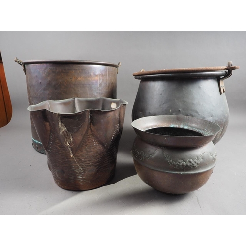 150 - A copper coal bucket, 11