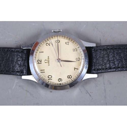 294 - A gentleman's vintage Omega wristwatch, in London made British Watch Company chrome and stainless st... 