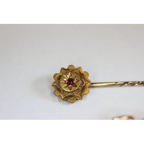 293 - A 9ct gold and paste set bar brooch, 2.4g, a 9ct gold, seed pearl and paste set bar brooch, 1.8g, an... 