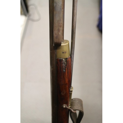 173 - An East India Company early 19th century flintlock musket, the lock stamped J Manton, barrel 33 3/4