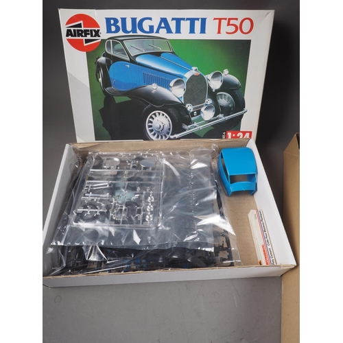 204 - An Airfix Bugatti T50 series 6 1:24 model and an Airfix Classic HMS Victory Construction Kit Series ... 