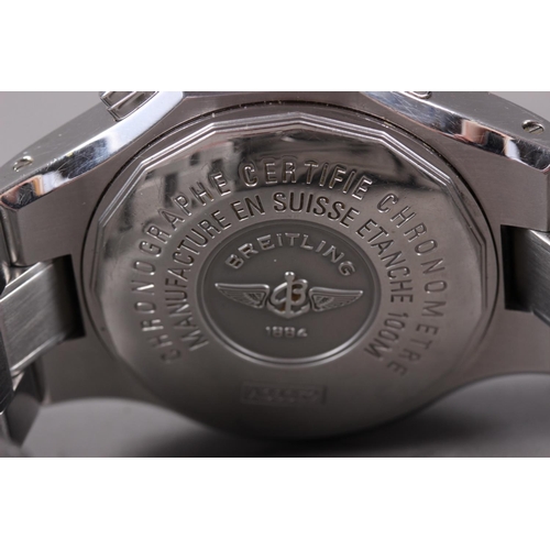 392 - A Breitling Chronometer Automatic wristwatch with stainless steel case and strap, black enamel dial,... 