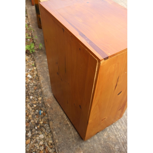 685 - A waxed pine chest of six drawers with wrought iron handles, 14 1/2