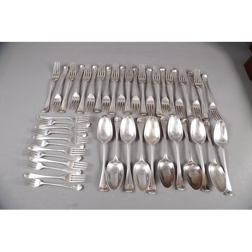 355 - A matched canteen of silver Old English pattern forks and spoons, 86oz troy approx