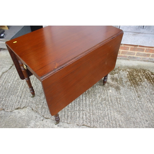 679 - An Edwardian mahogany Pembroke table, fitted one drawer, on turned and castored supports, 32 1/2