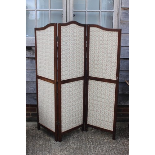 444 - A 19th century mahogany washstand, fitted one drawer, on square taper supports, 15