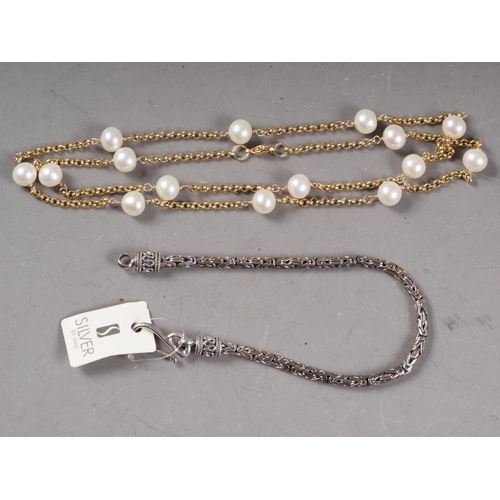 349 - A 9ct gold and cultured pearl necklace and a silver rattail bracelet