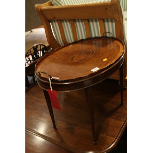 462 - A Sheraton Revival mahogany inlaid and satinwood banded oval two-handle gallery tray, on stand with ... 