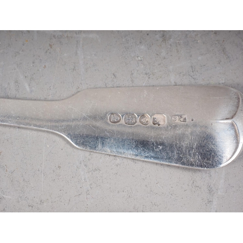 277 - A silver Fiddle pattern tablespoon, a pair of silver teaspoons and five other spoons, various, 6.1oz... 