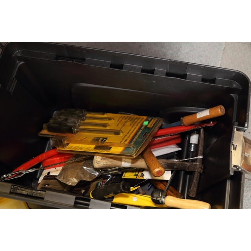 633 - A Stanley Pro Mobile tool chest, a Stanley 19