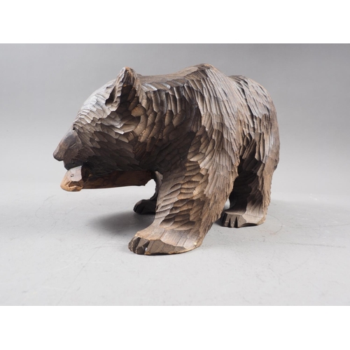 160 - A carved model bear with a salmon, 9 1/2