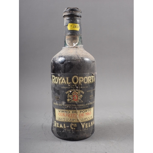 210 - A bottle of Royal Oporto Vinho Do Porto 1963